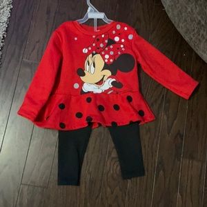 Minnie Mouse outfit size 2T red color 😍 never worn